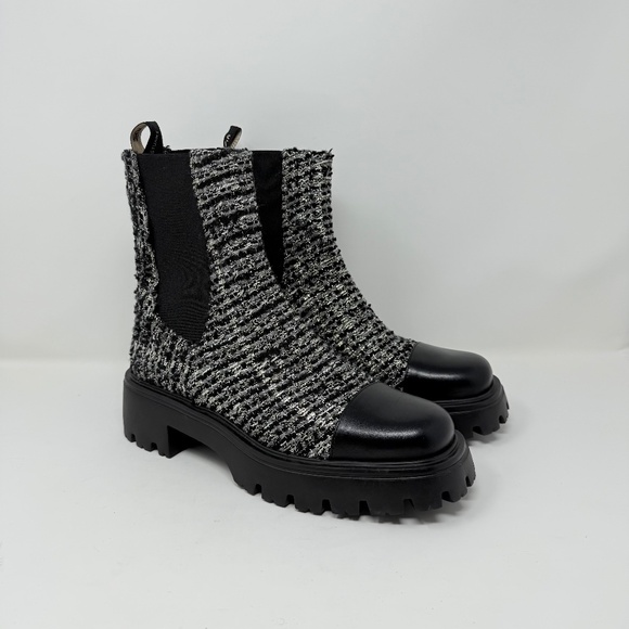 New Stuart Weitzman Emerson Chelsea Bootie Tweed Sz 9.5 - Picture 3 of 13